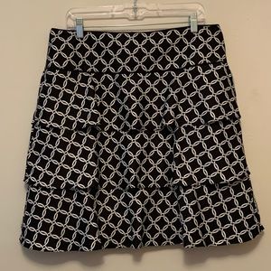 White House Black Market geometric shapes circles skirt size 12
